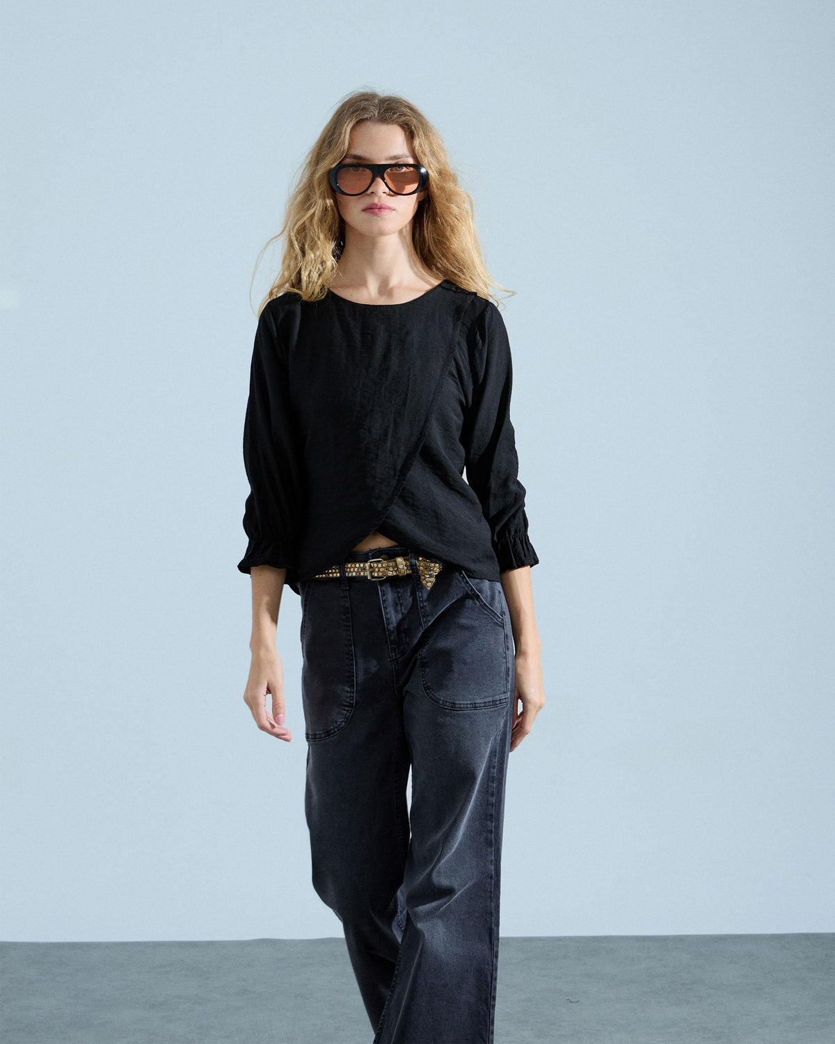 Blusa Delantero Cruzado Negro