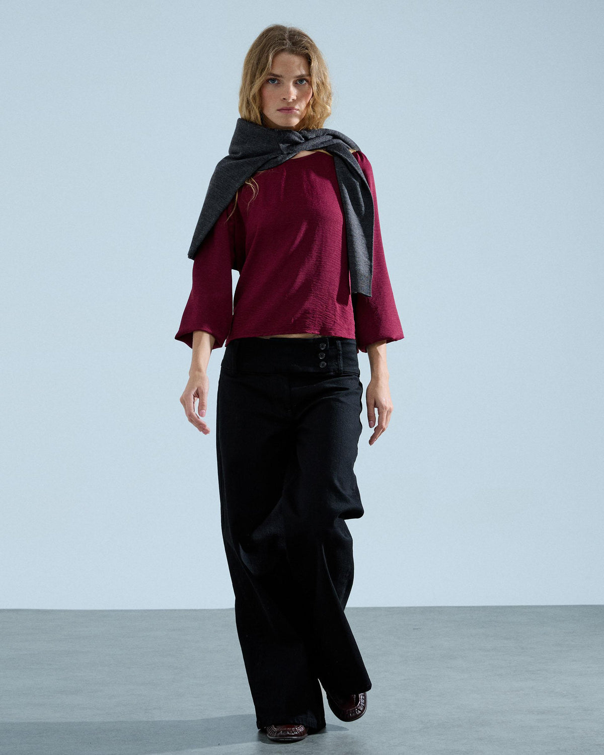 Blusa Básica Cuello Redondo Granate