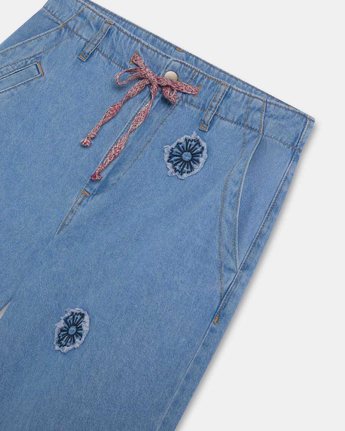 Jeans Parches Florales Azul