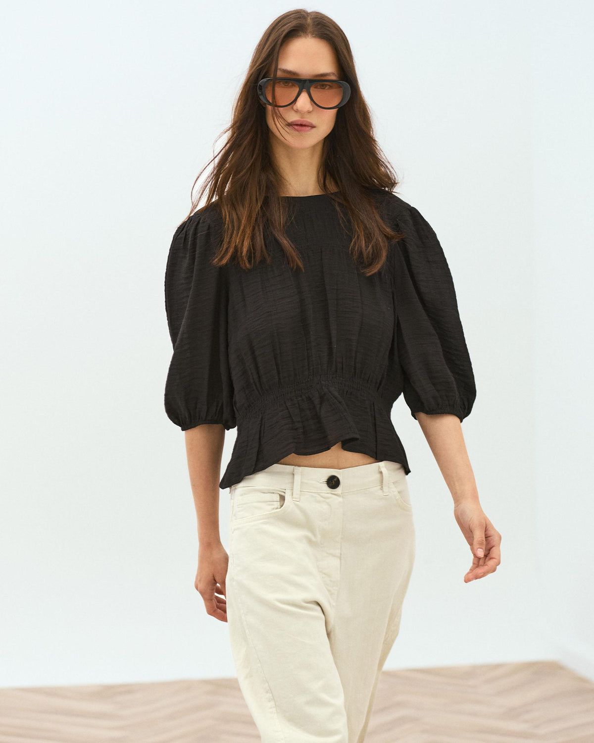 Blusa Gomas Manga Francesa Negra