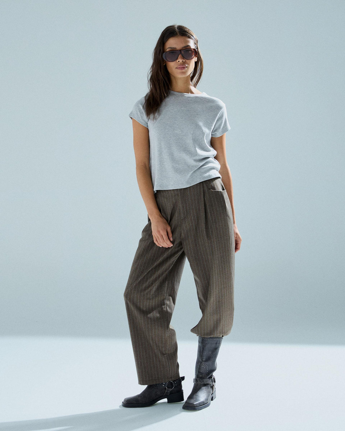 Pantalón Pinza Bolsillos Marrón
