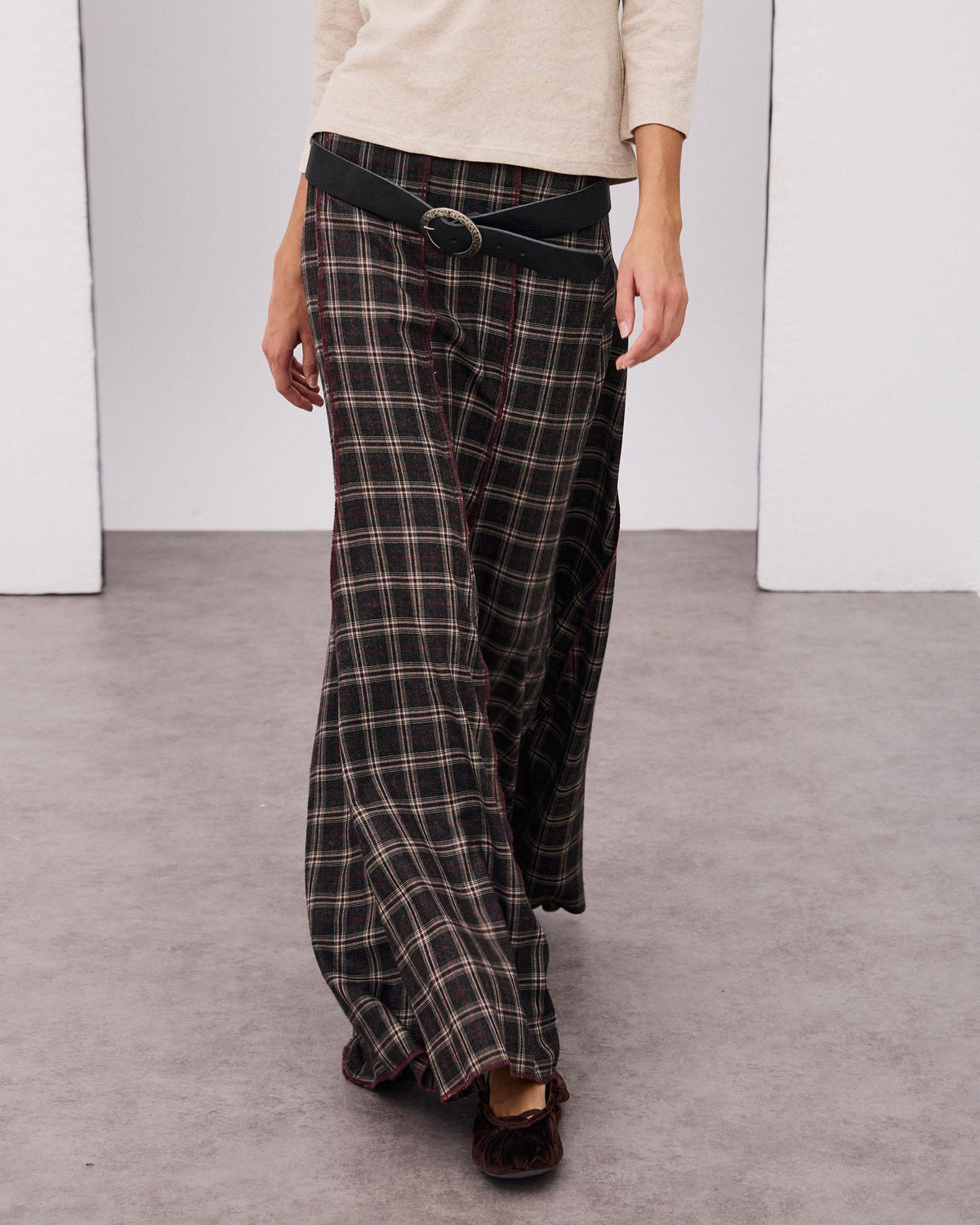 Anthracite Check Pintuck Long Skirt