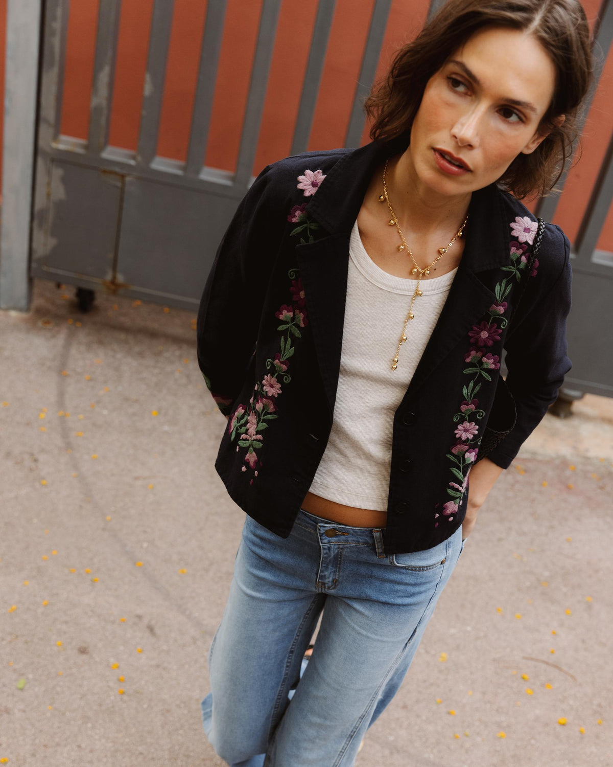 Blazer Bordados Florales Negro