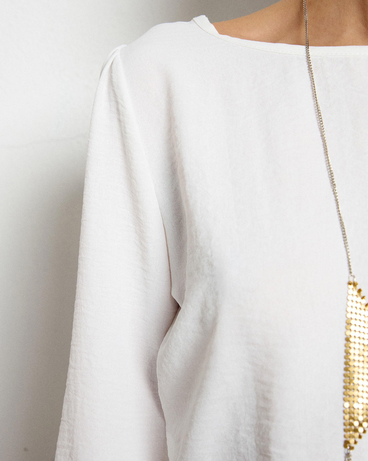 Blusa Básica Cuello Redondo Blanca