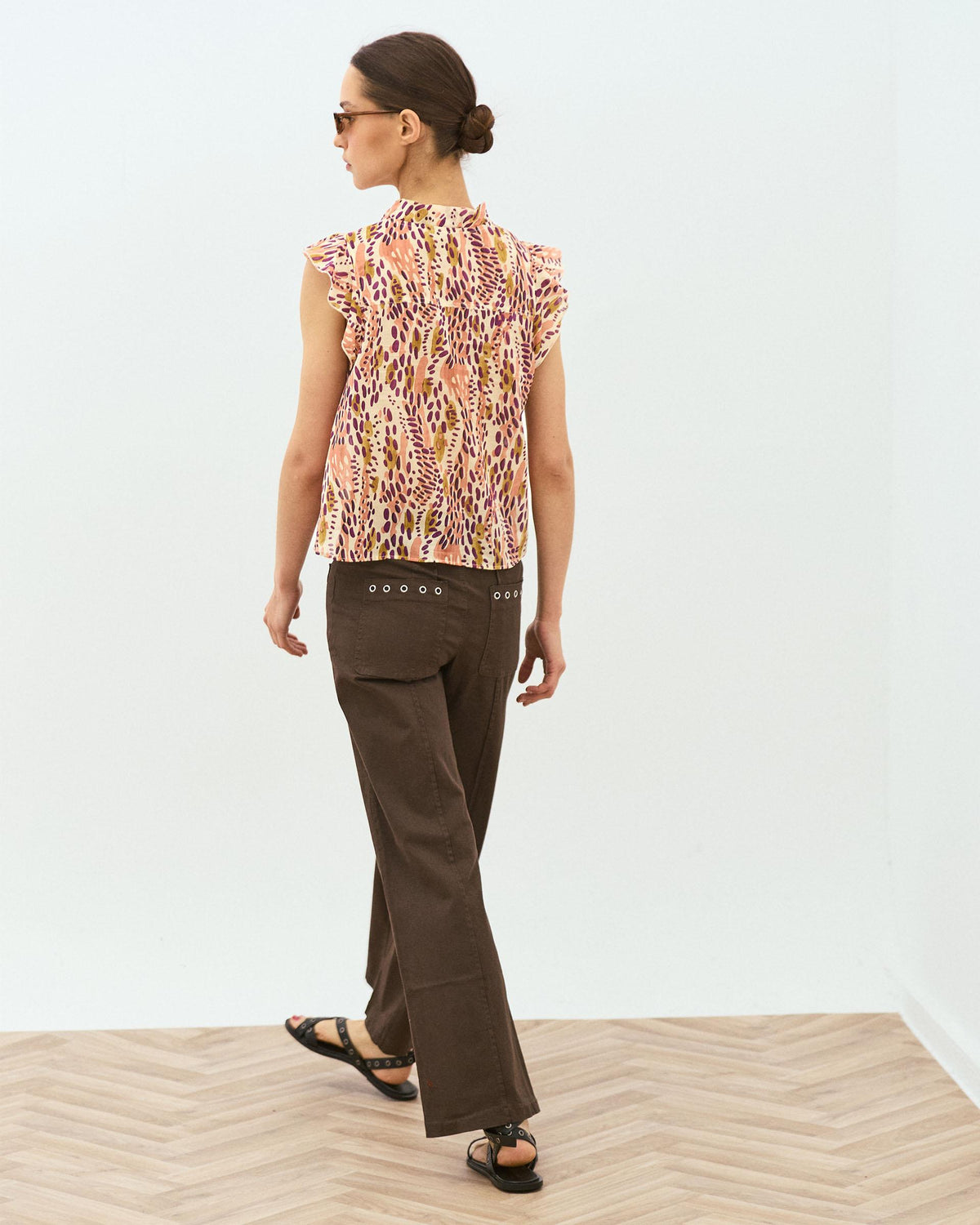 Blusa Sin Mangas Estampado Manchas Rosa