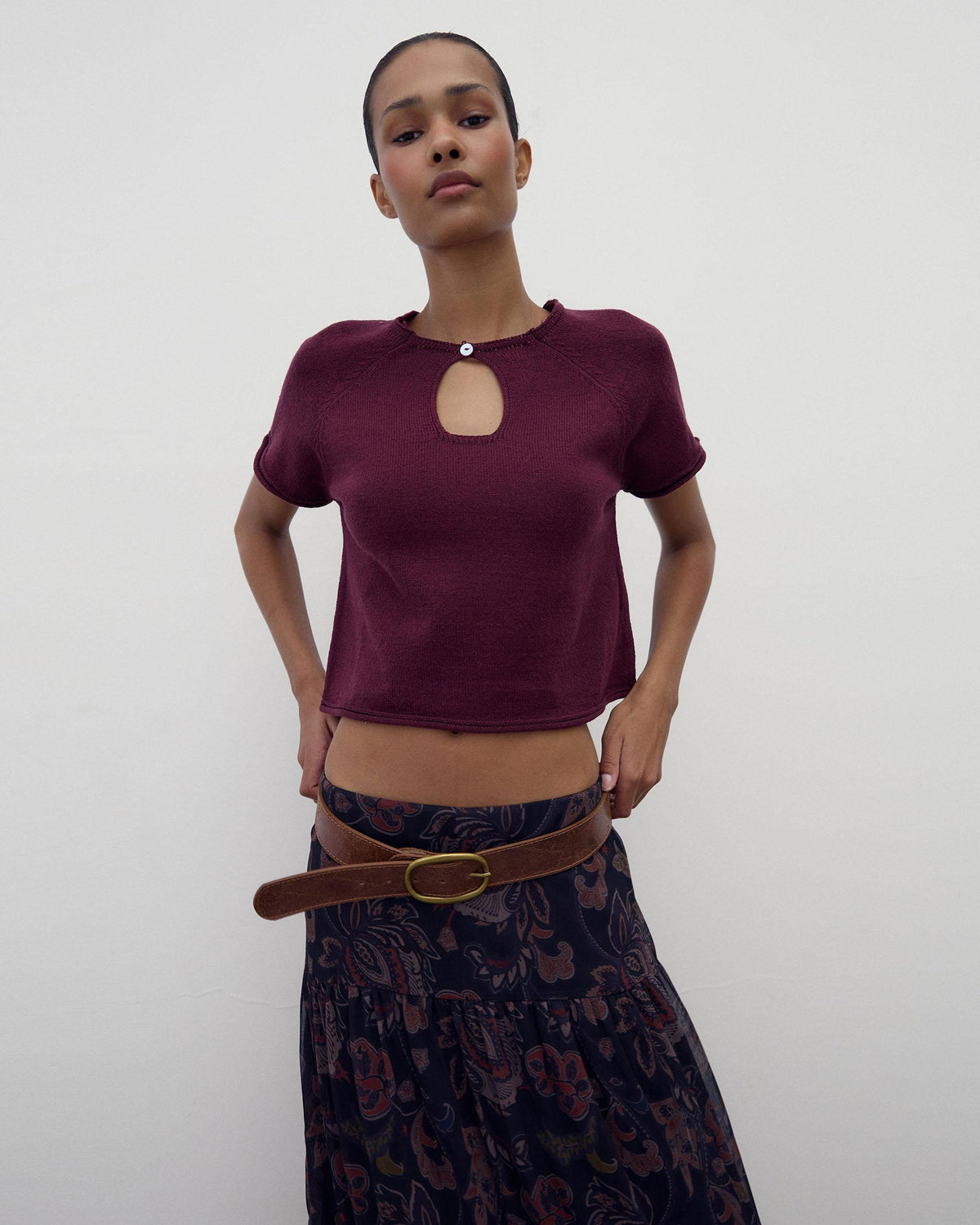 Top Granata in Maglia con Apertura