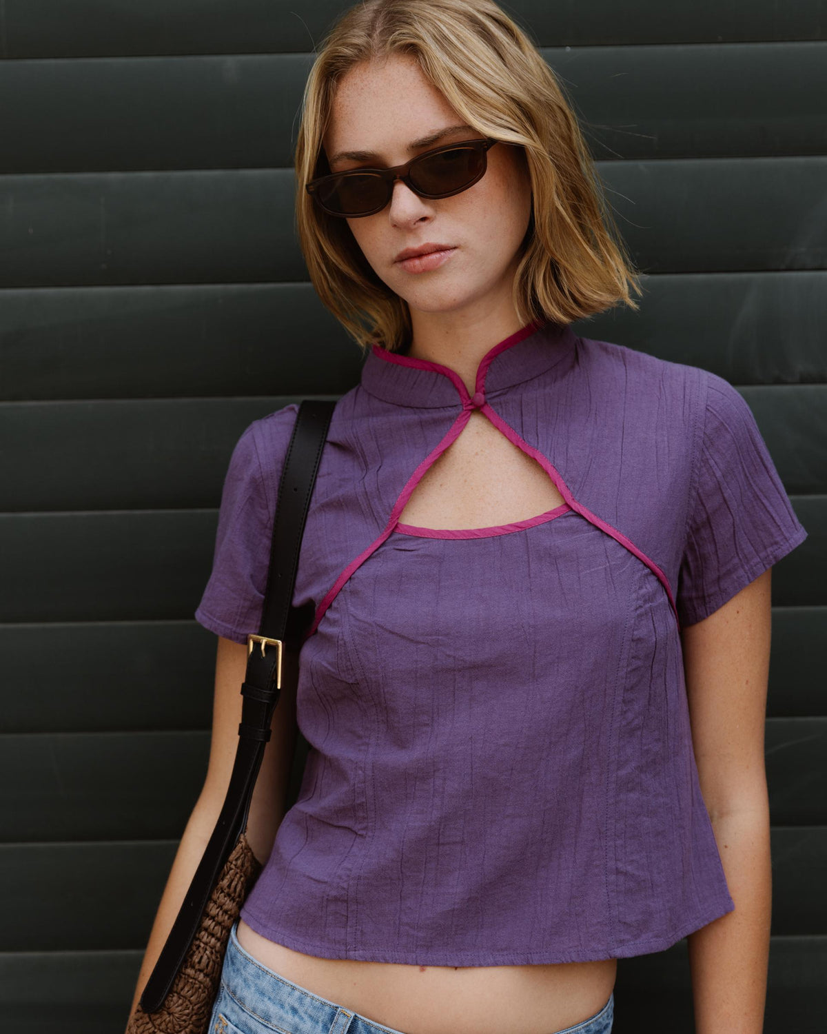 Top Abertura Delantera Morado