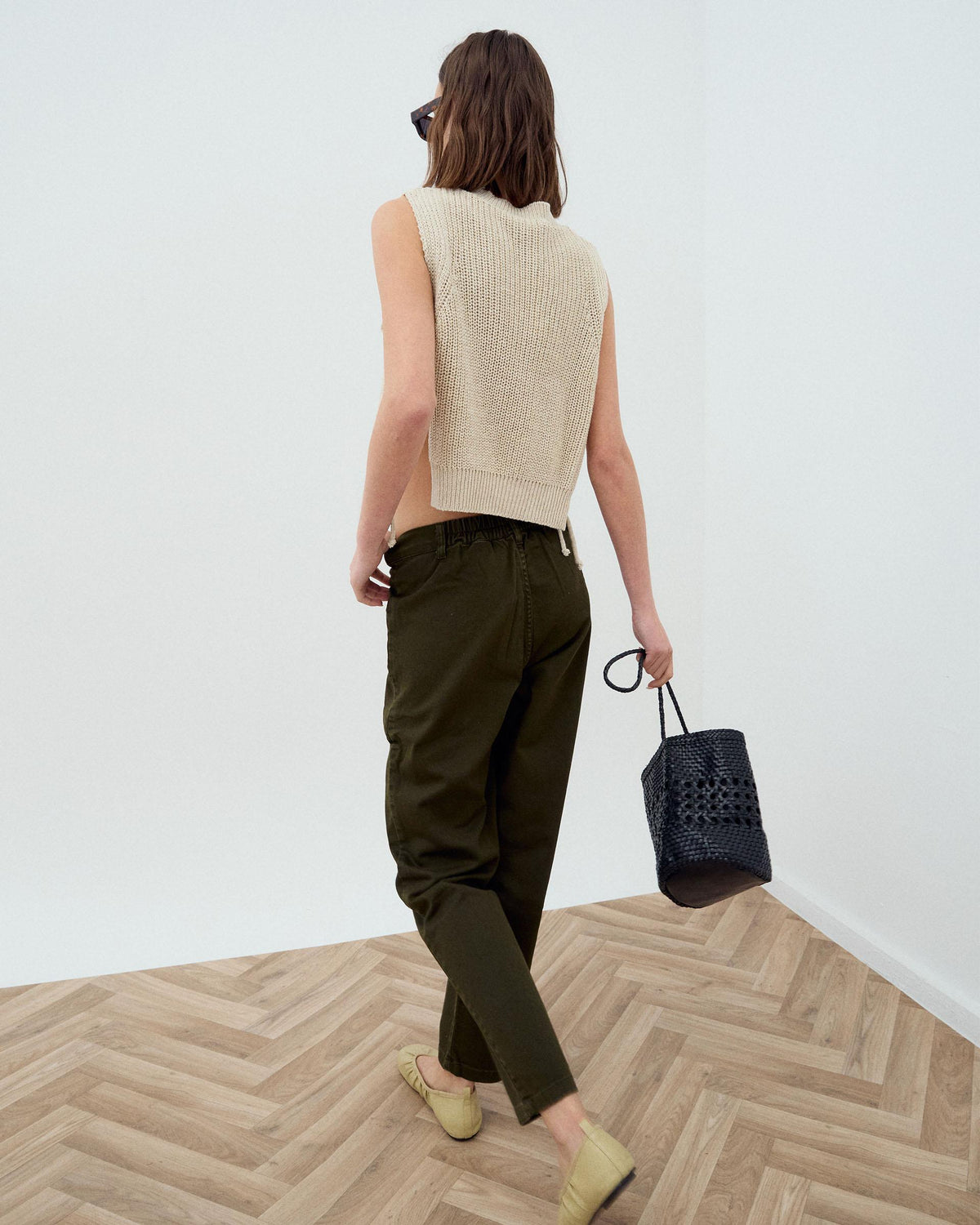 Top Punto Lazadas Laterales Beige