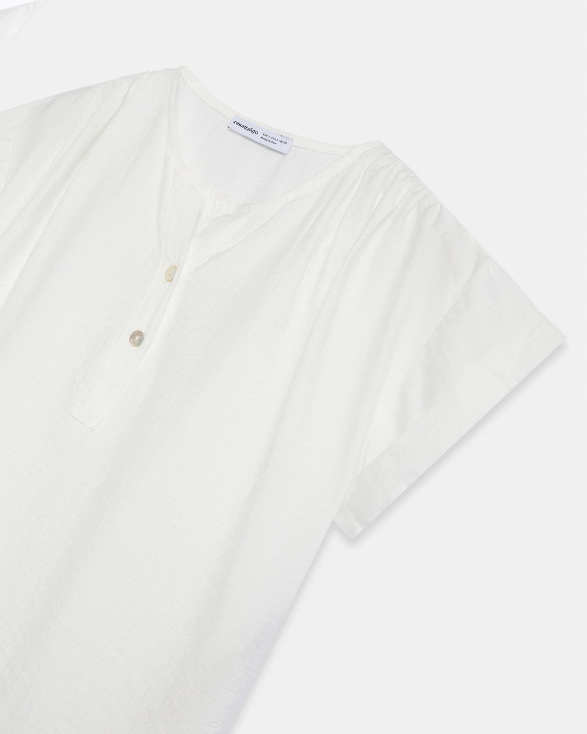 Blusa Fluida Escote Pico Botones Blanca
