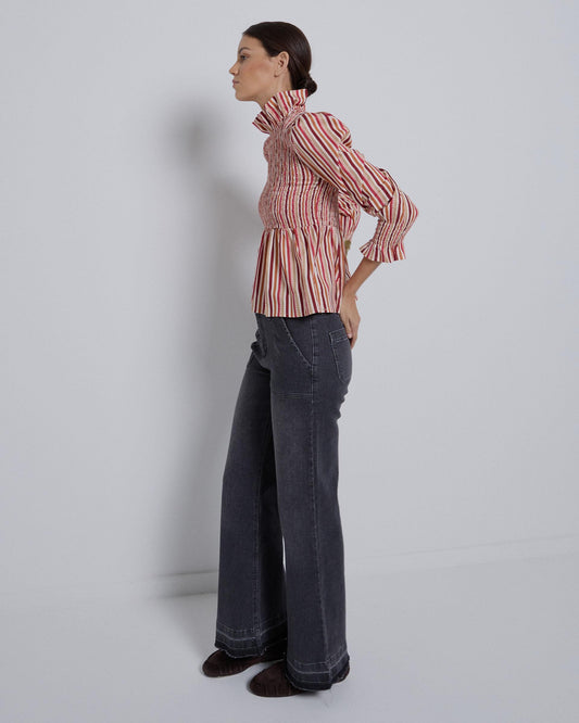 Blusa com estampado às riscas e estampado de favo de mel