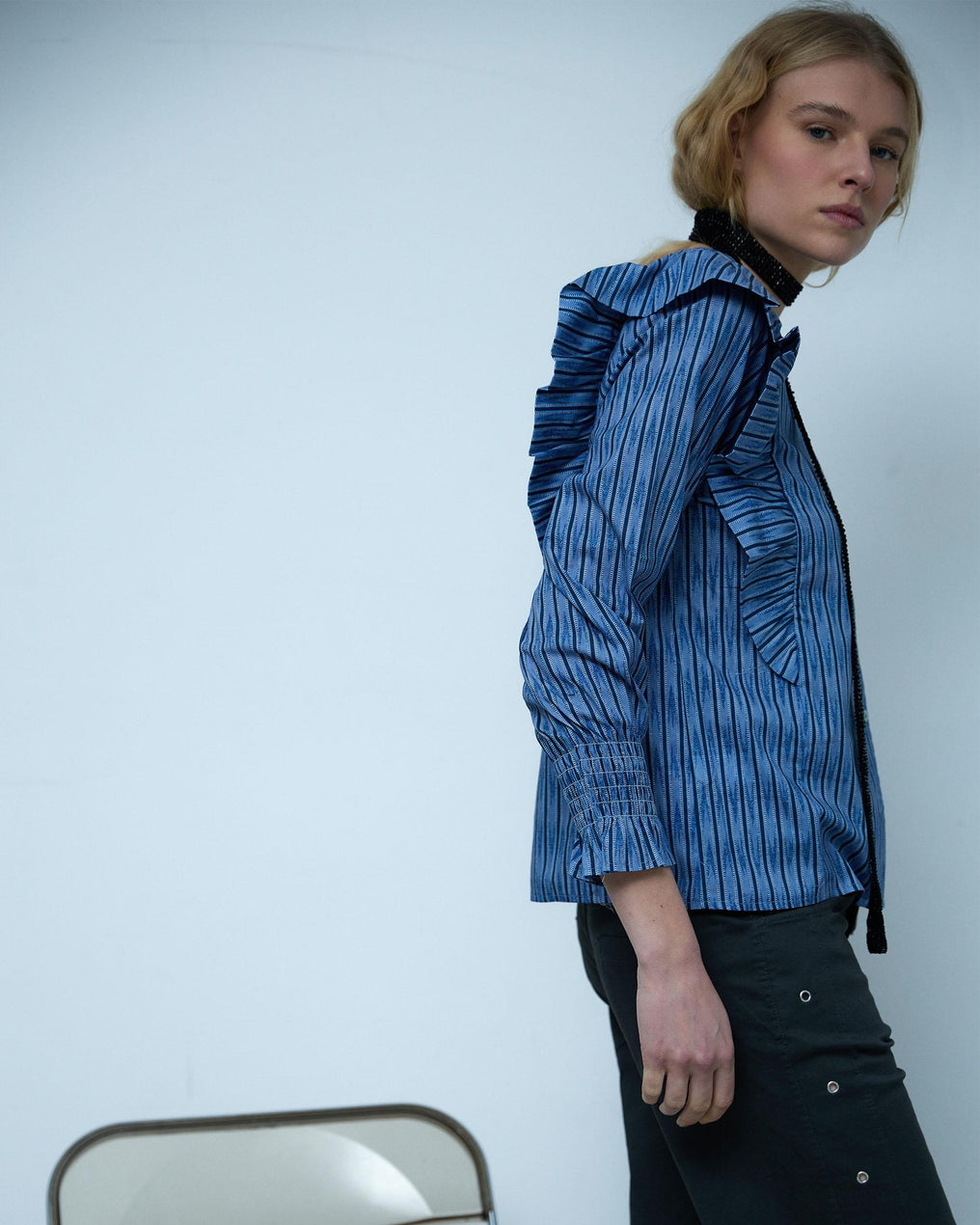 Blusa Volantes Estampado Etnico Azul