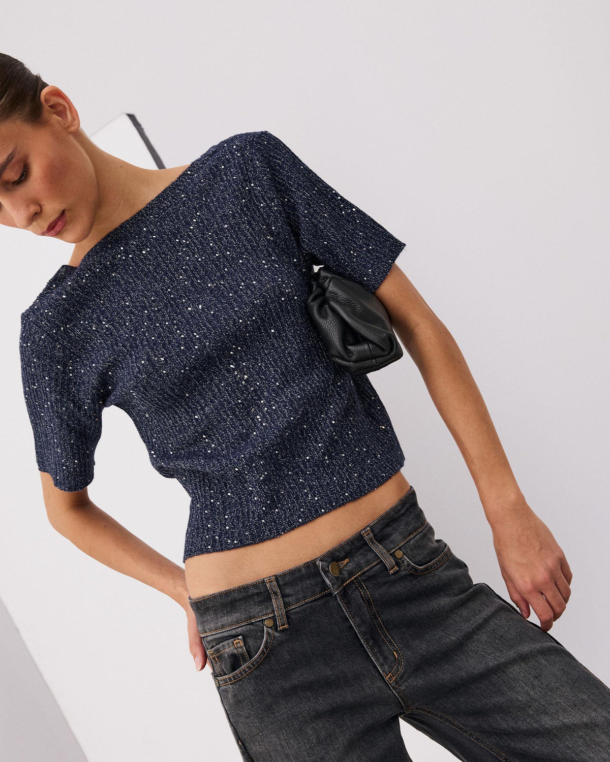 Top Bleu Marine à Manches Courtes et Sequins