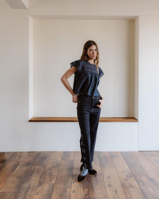 Short Sleeve Blouse with Lace Front in Anthracite