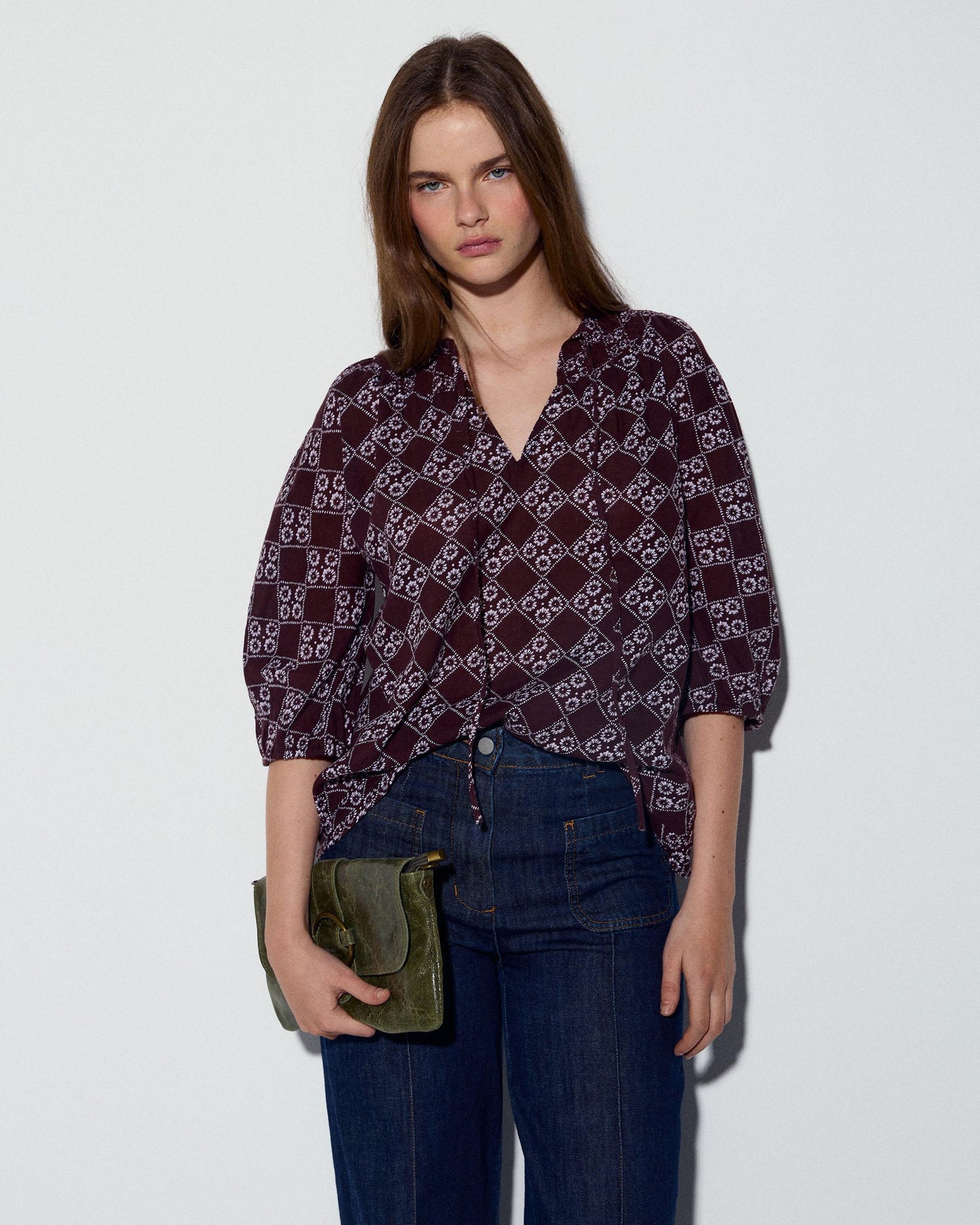 Blusa Lazada Delantera Estampado Floral Marrón