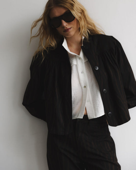 Bomber Canesú Estampado Animal Print Marrón