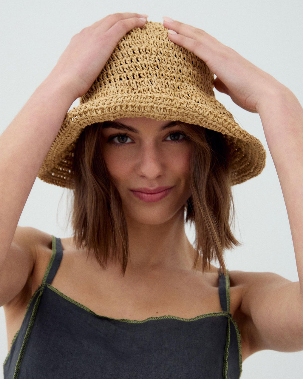 Gorro Rafia Beige