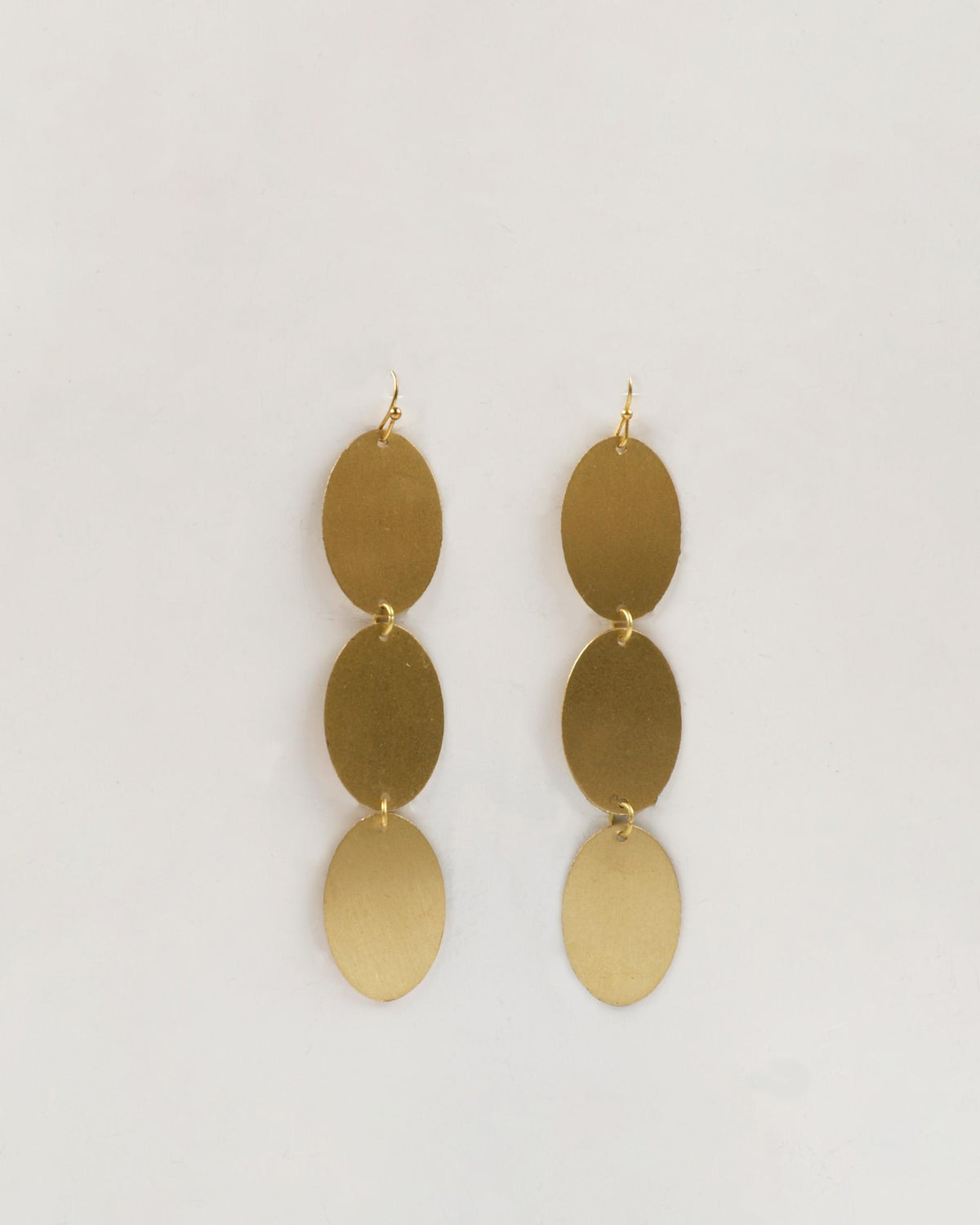 Boucles d'Oreilles Longues Ovales Dorées