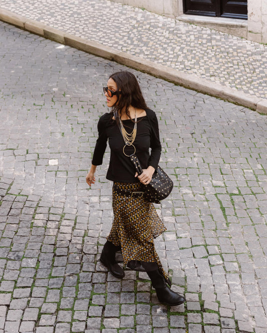 Falda Volante Bajo Contraste Negro