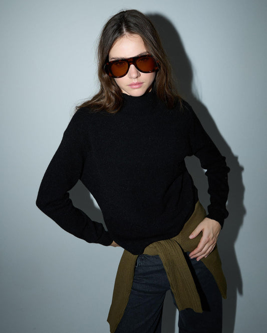 Jersey Cuello Alto Negro