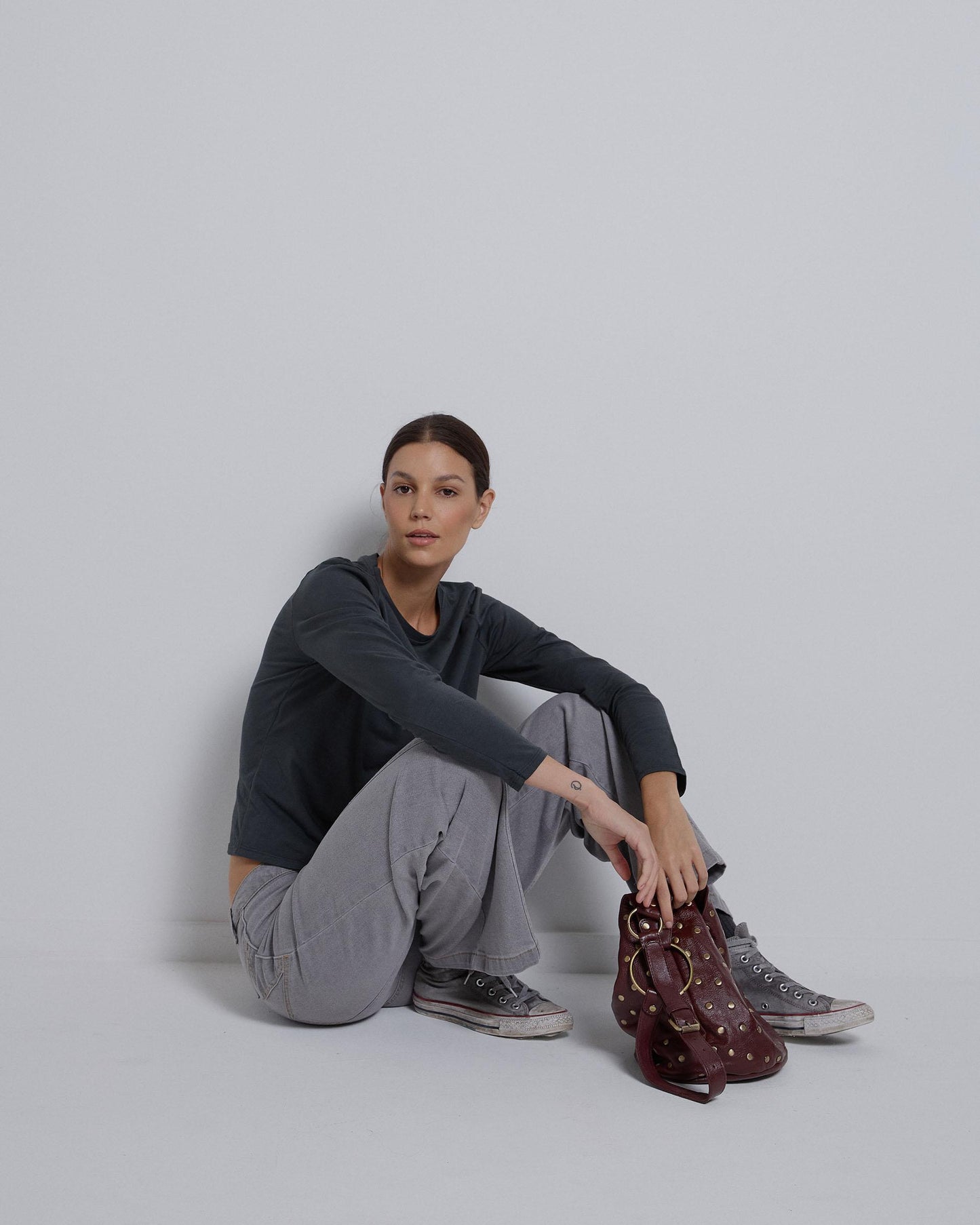 Basic Long Sleeve Gray T-Shirt