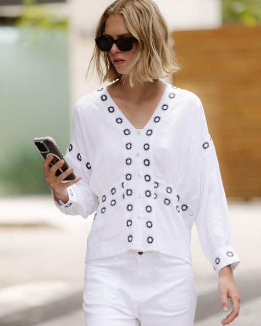 Blusa Bordados Blanca