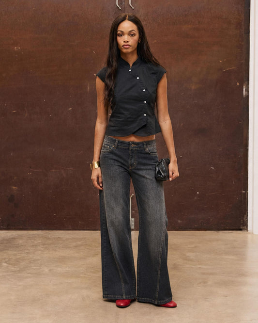 Blouse Noire à Col Mao et Boutons Latéraux