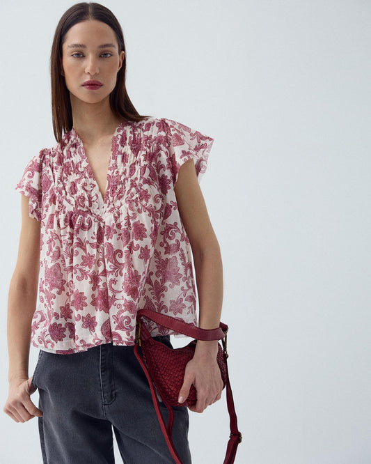 Blusa Gomas Escote Flores Rosa