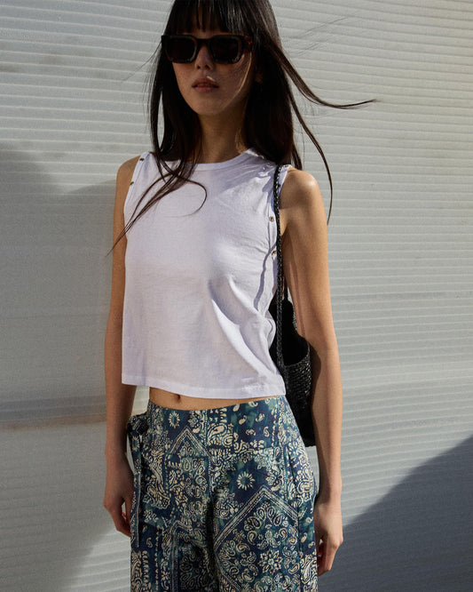 T-shirt Sem Mangas Ilhoses Branco