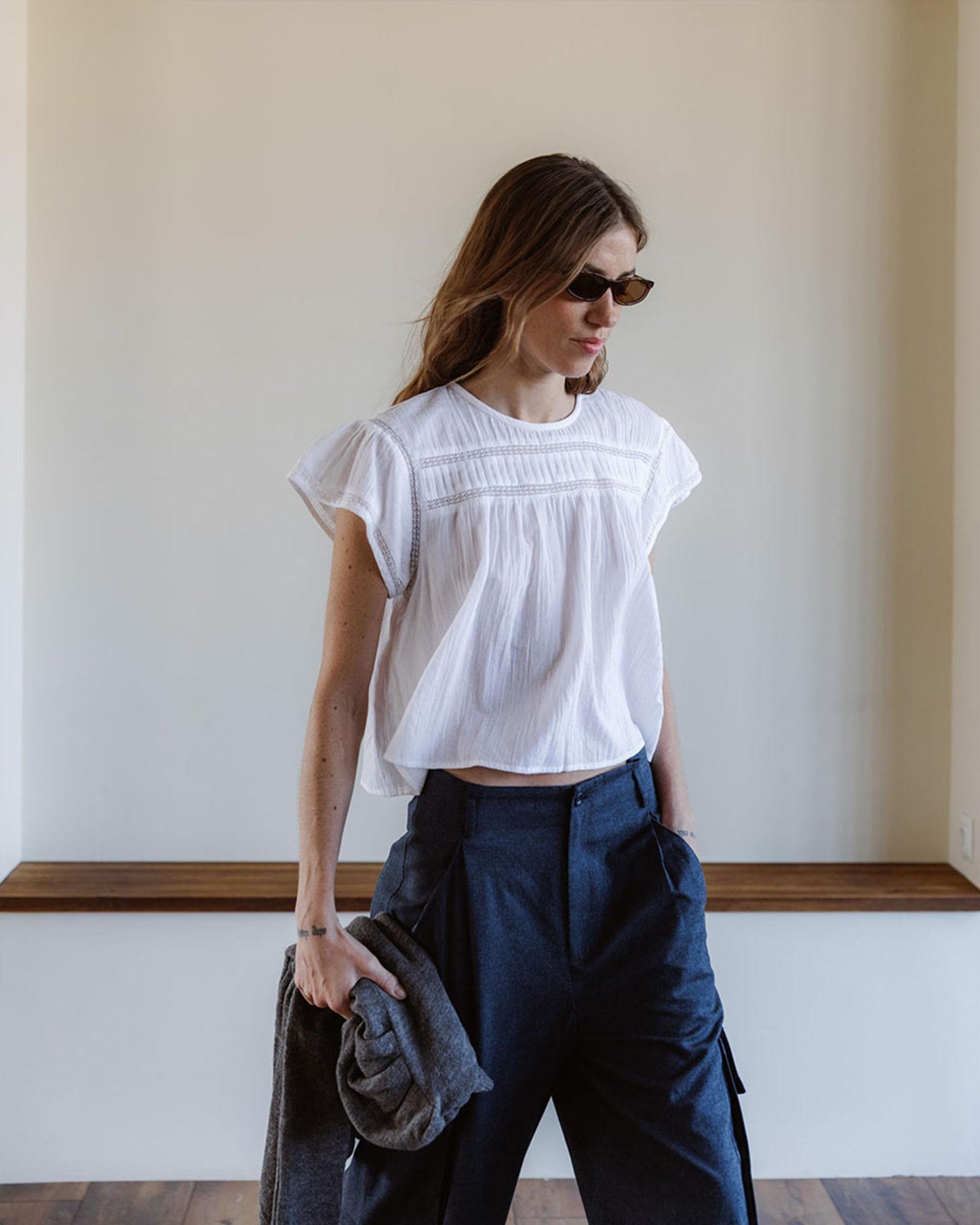 Blusa Manga Corta Puntillas Delantero Blanca