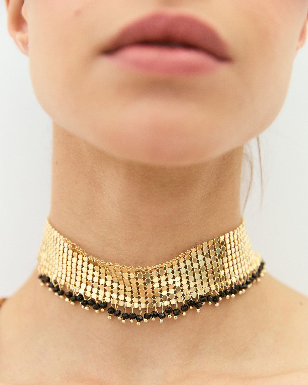 Choker de Malha com Bolinhas Dourado