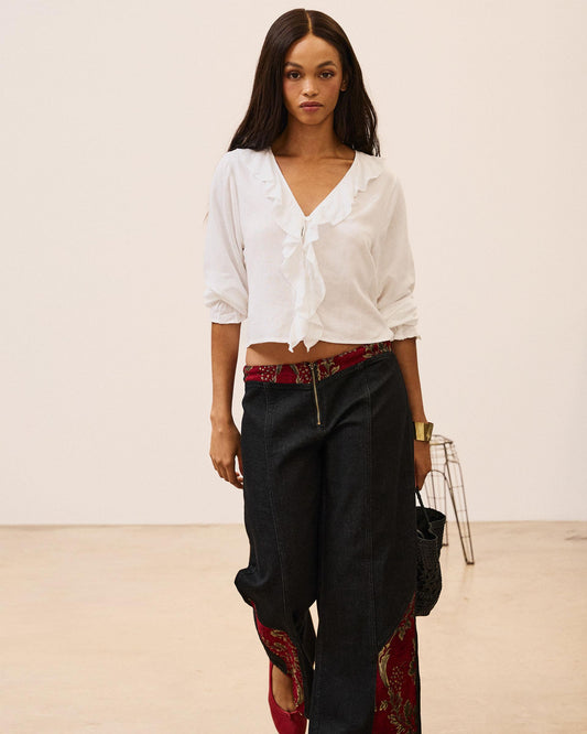 Blusa Decote V Volantes Branca
