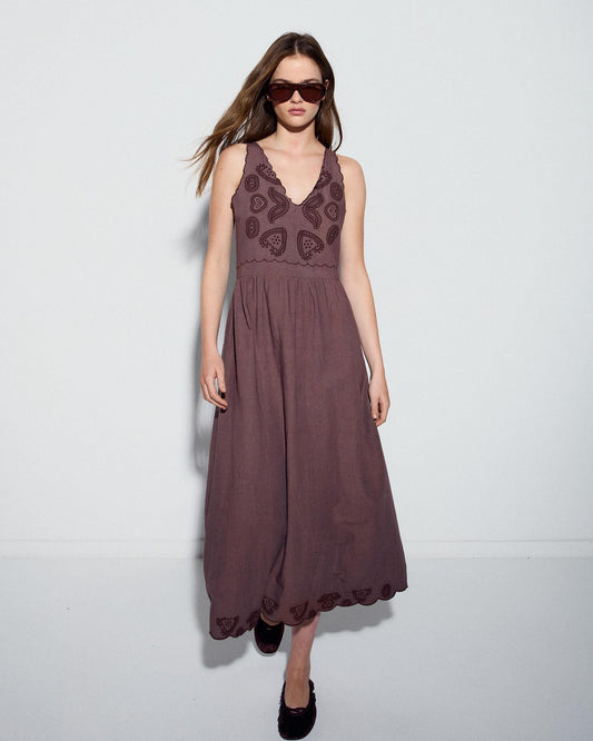 Vestido Bordados Festoneado Marrón