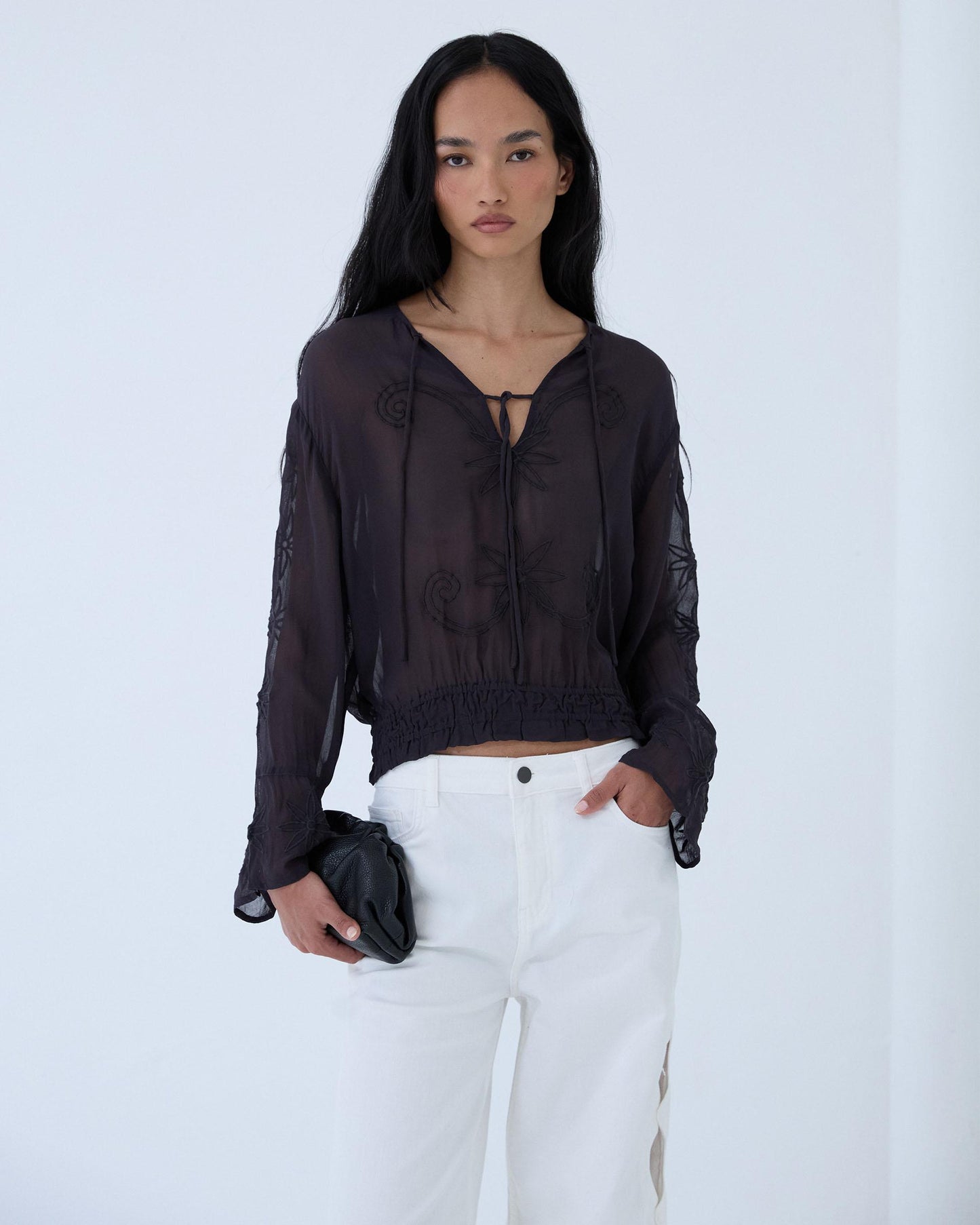 Blusa Bordados Goma Bajo Antracita