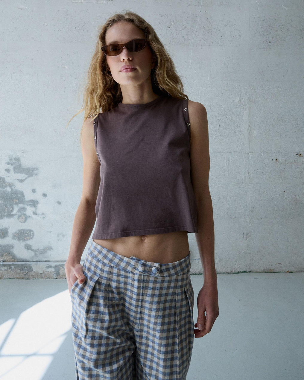 T-shirt sans Manches Eyelets Marron