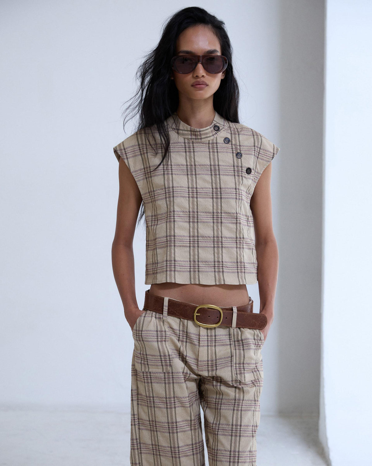 Top Botones Laterales Cuadros Beige