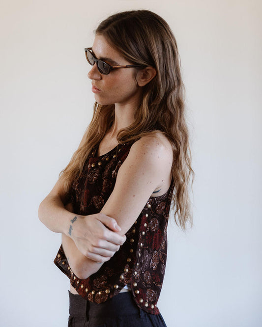 Top Tachuelas Tirantes Marrón