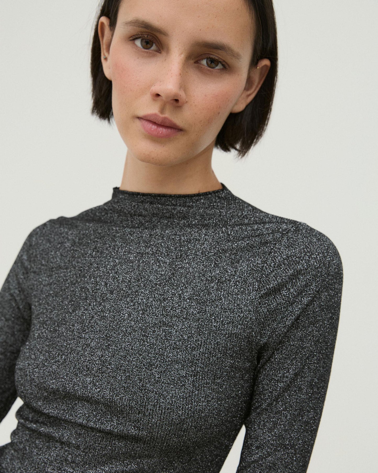 Camiseta Brillo Negro