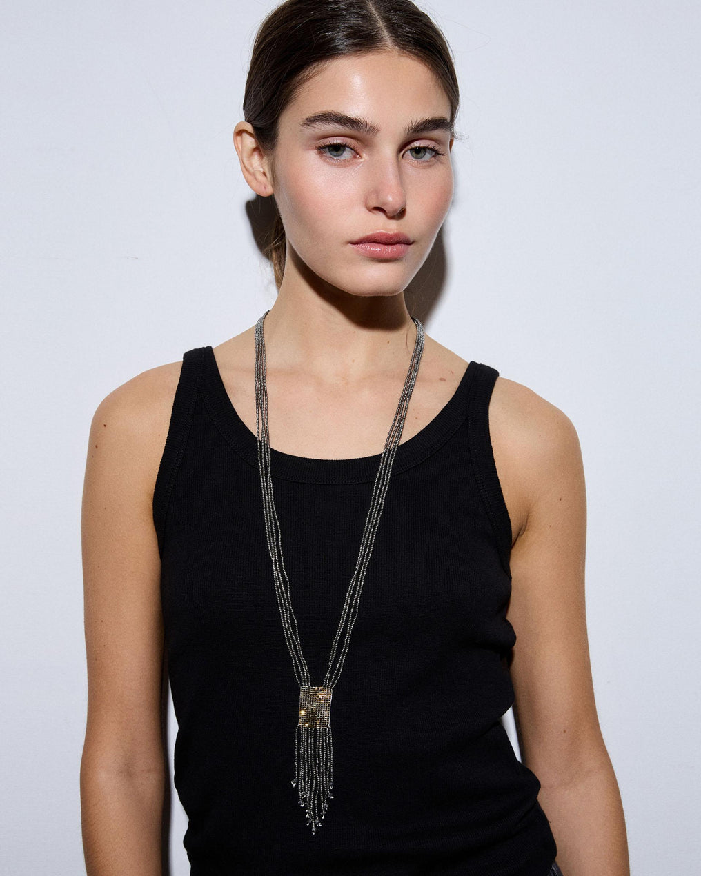 Collar Corbatero Flecos Plata