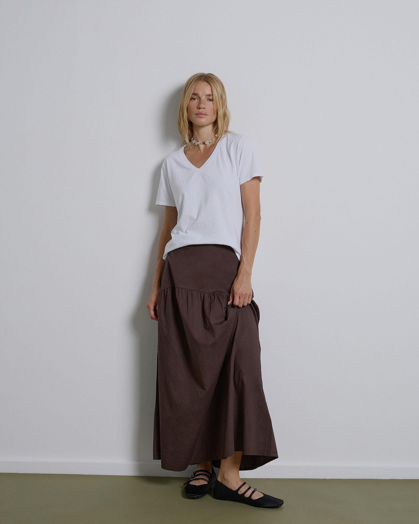 Saia comprida castanha com jugo