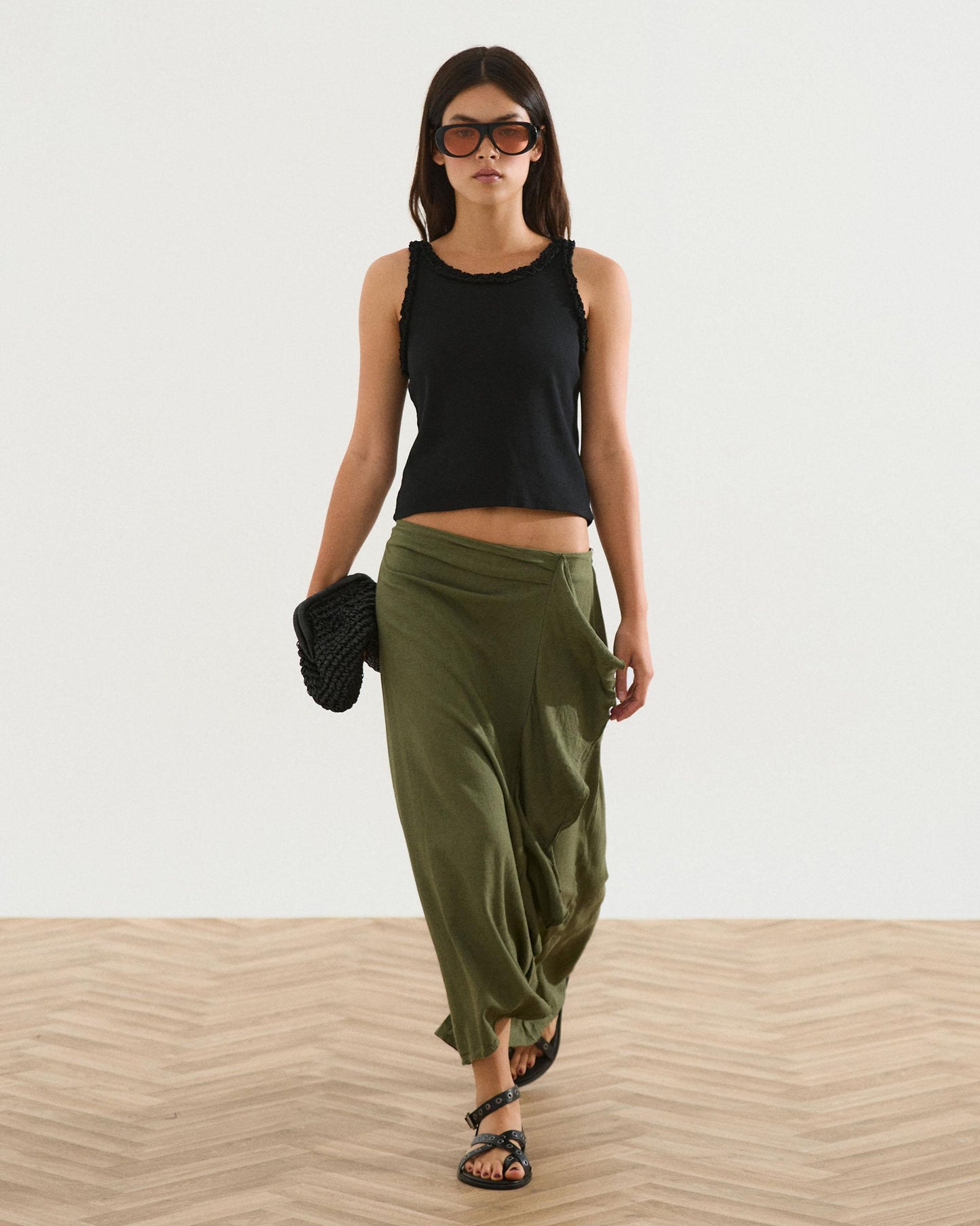 Falda Larga Volante Lateral Con Lino Verde Oscuro