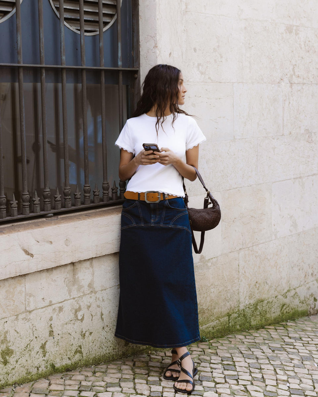 Falda Denim Costuras Azul Oscuro