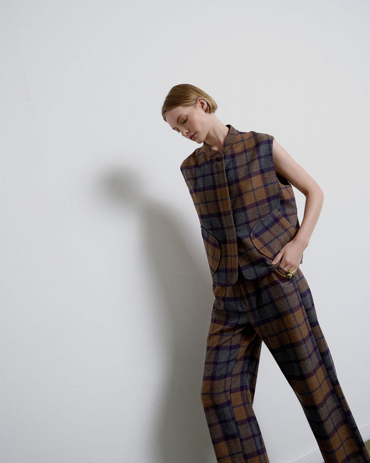 Chaleco Cuadros Bolsillos Camel