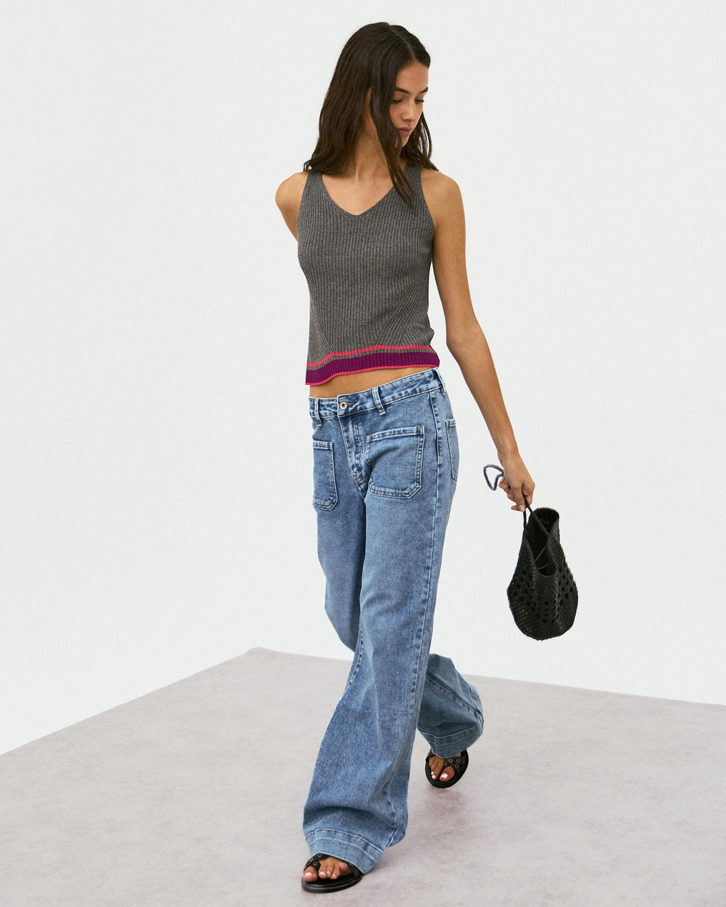 Jeans Straight com Bolsos de Patch Azul