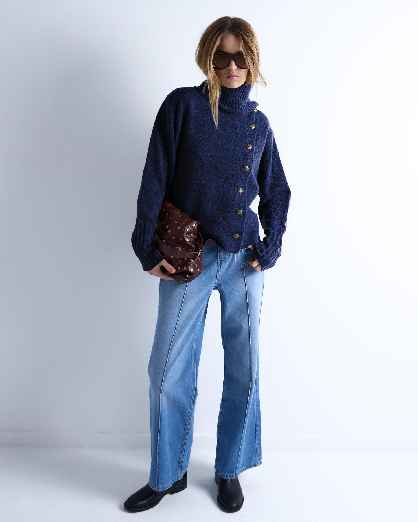 Jersey Cuello Alto Botones Azul Marino