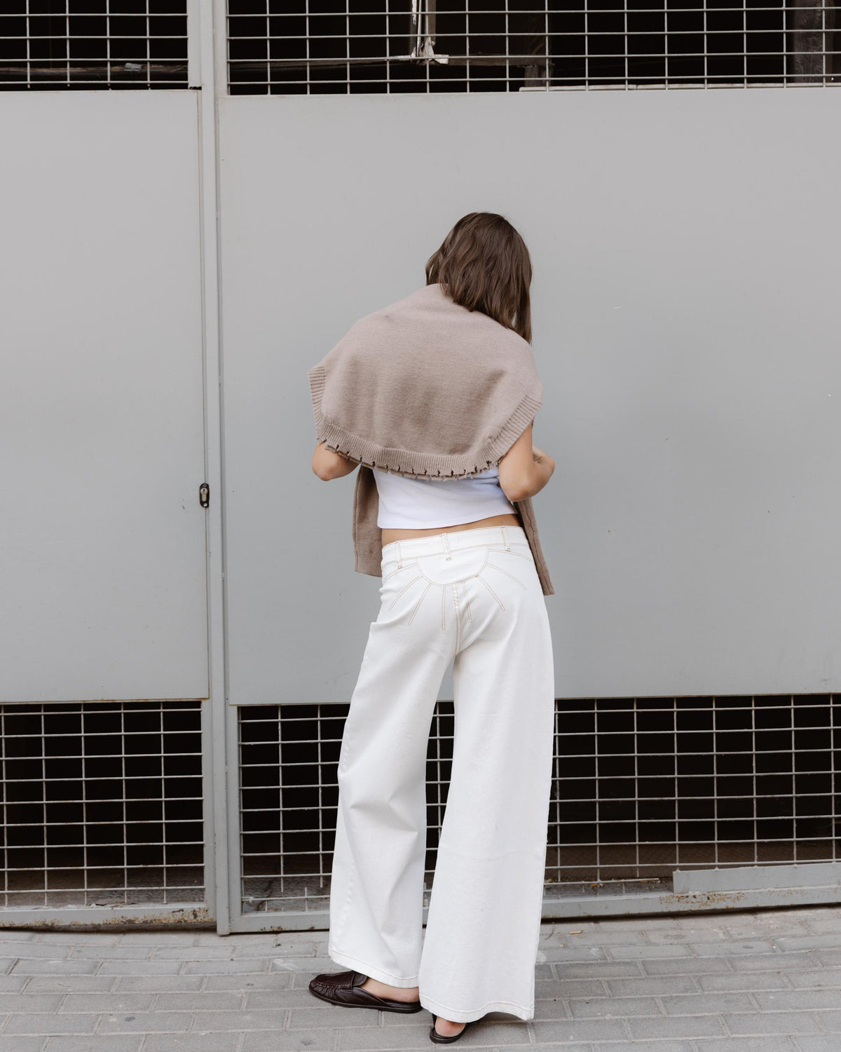 Jeans Bordado Sol Blanco