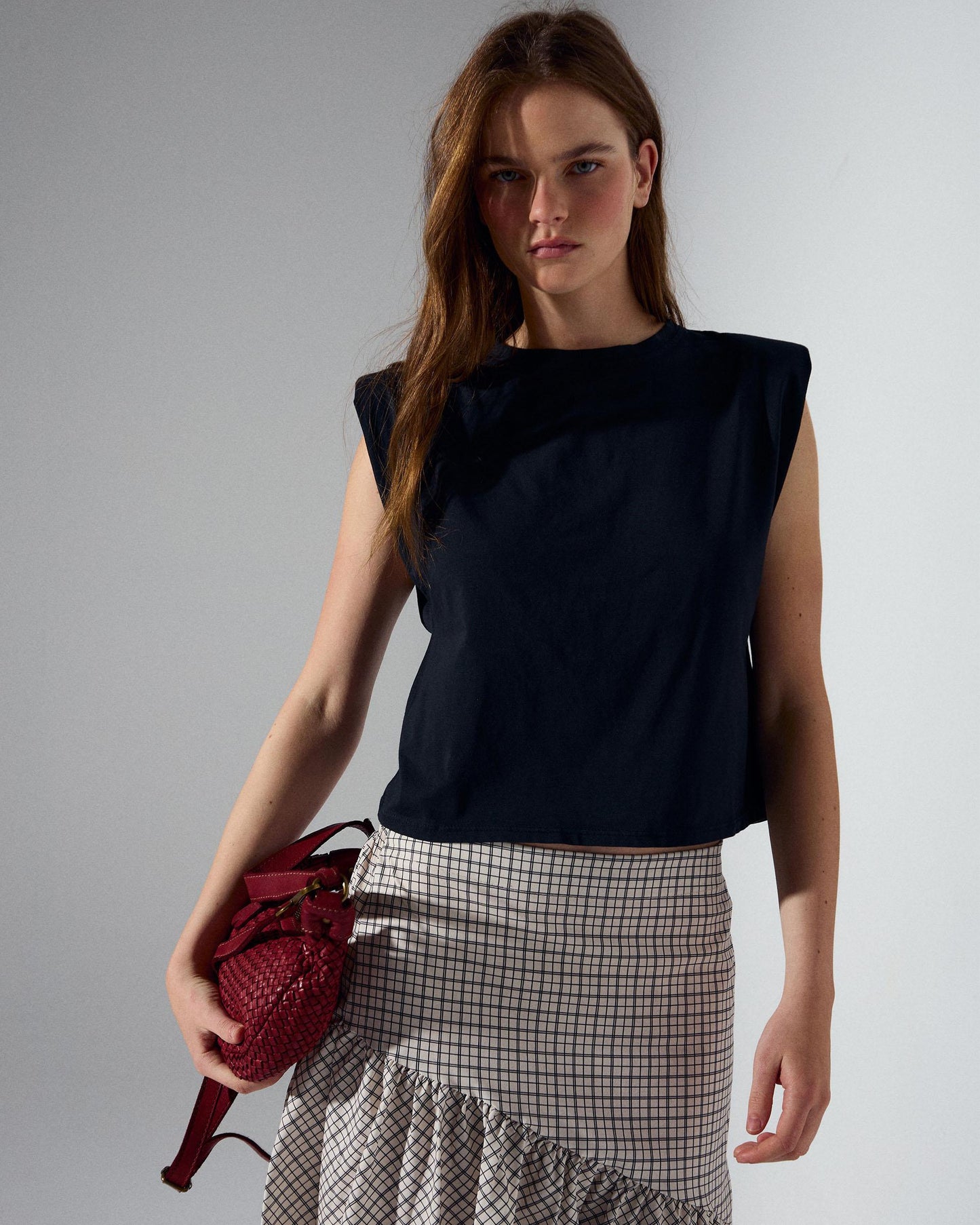 Camiseta Sin Mangas Hombreras Negro