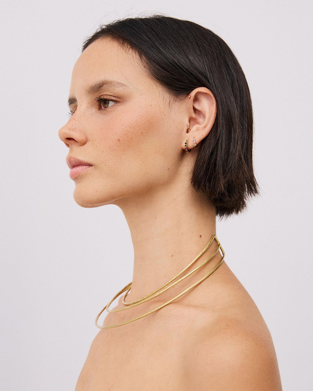 Collar Triple Aro Rígido Oro