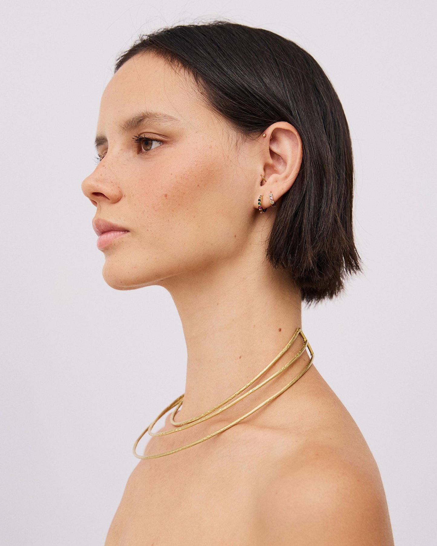 Collar Triple Aro Rígido Oro