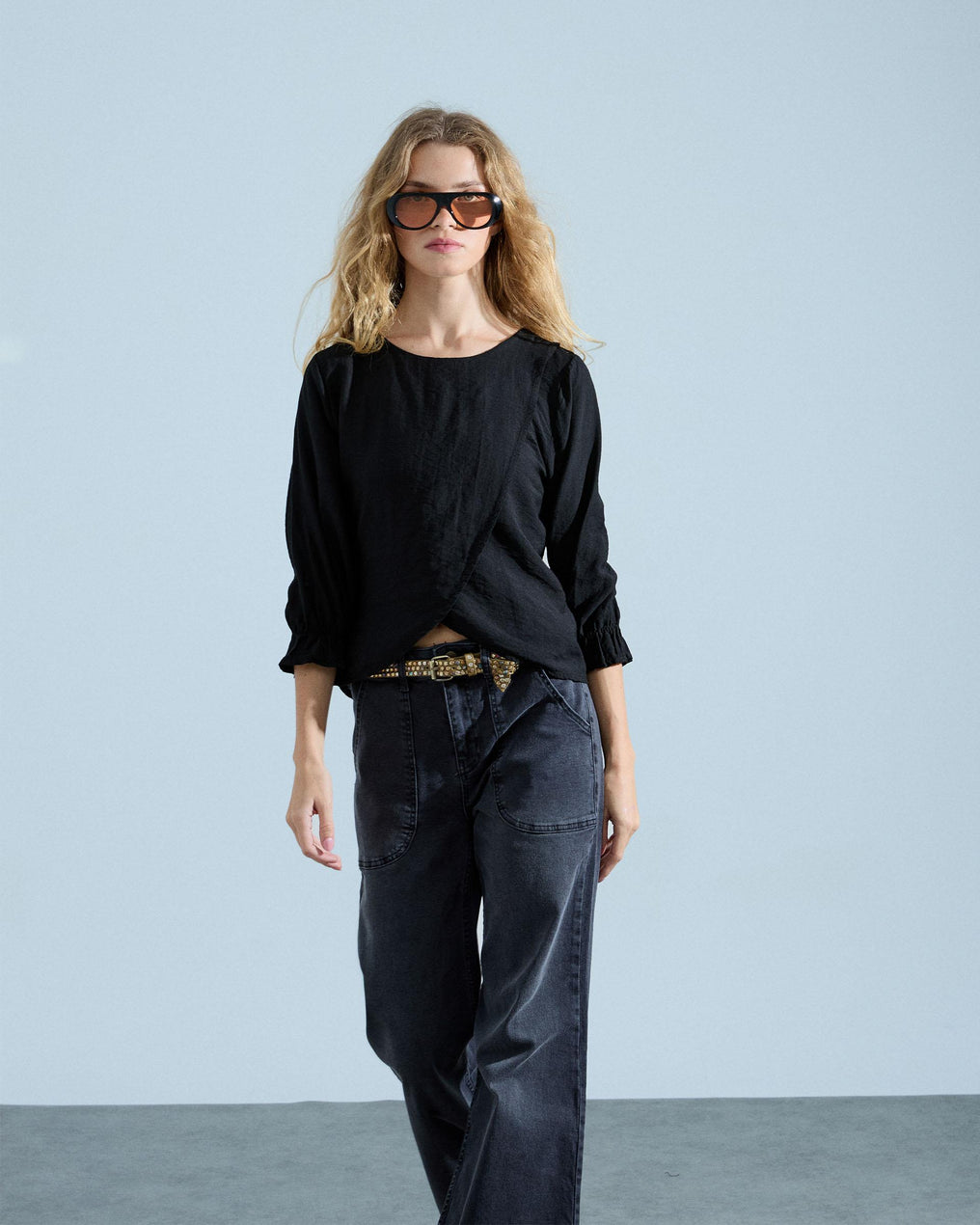 Blusa Delantero Cruzado Negro