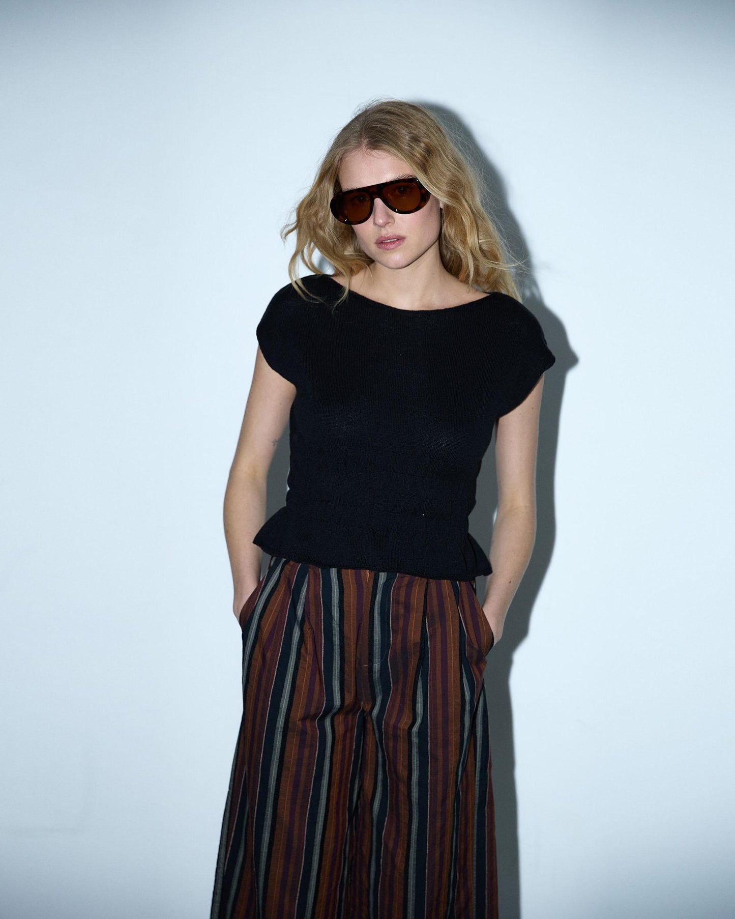 Top Punto Gomas Negro